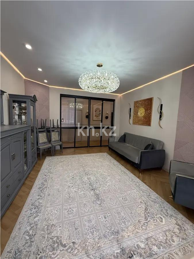 Продажа 4-комнатной квартиры, 114 м² в Караганде
