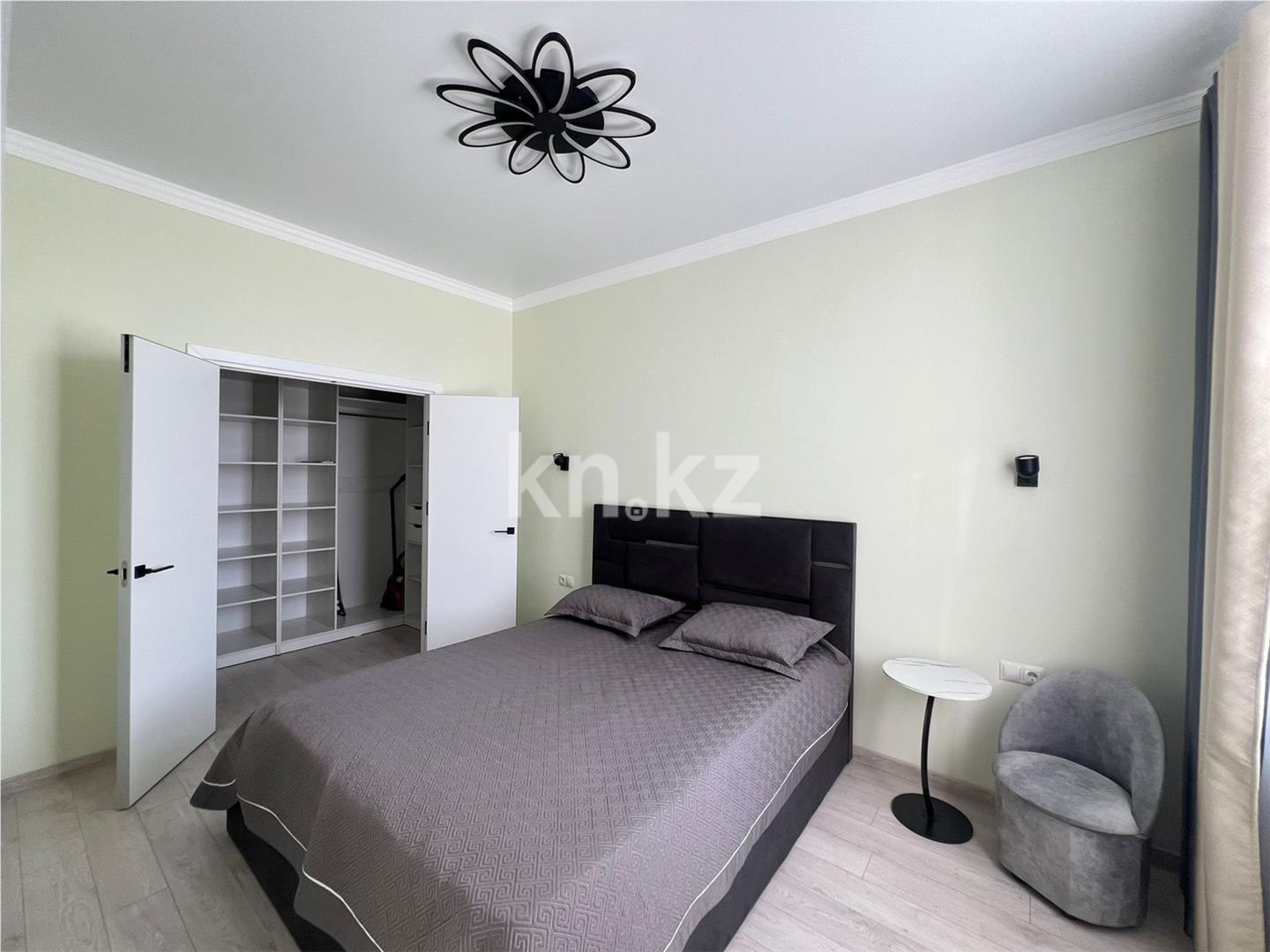 Продажа 2-комнатной квартиры, 63 м², мкр. Степной-3, дом  1/10 в Караганде - фото 4