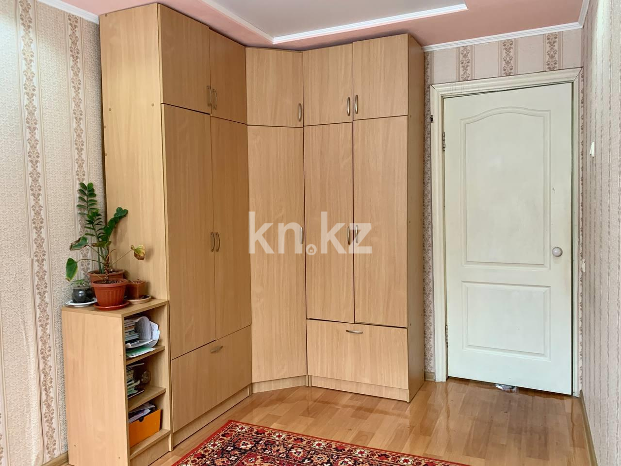 Продажа 3-комнатной квартиры, 64 м², ул. Абая в Темиртау - фото 4