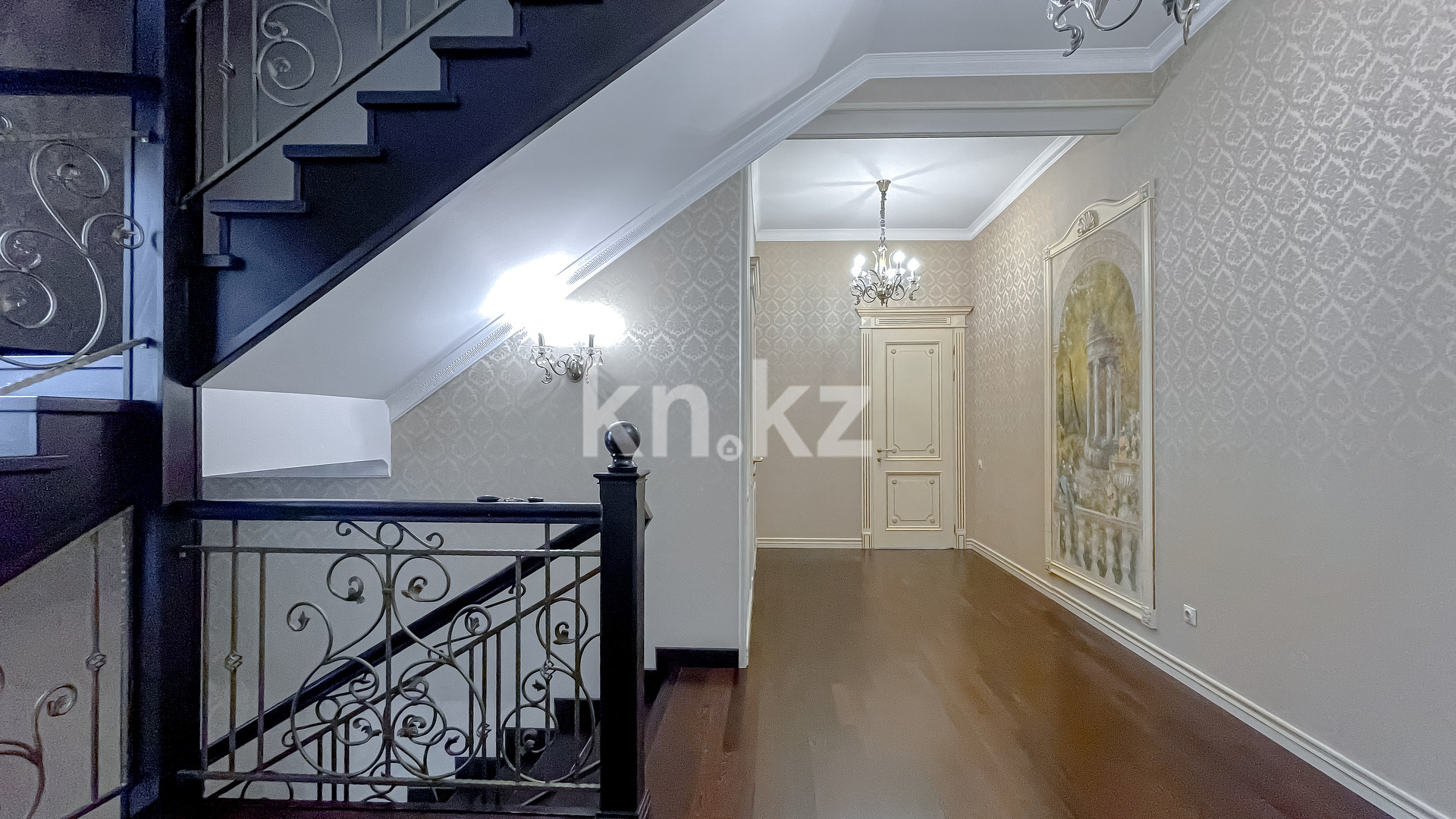 Продажа 6-комнатного дома, 375 м² в Алматы - фото 22