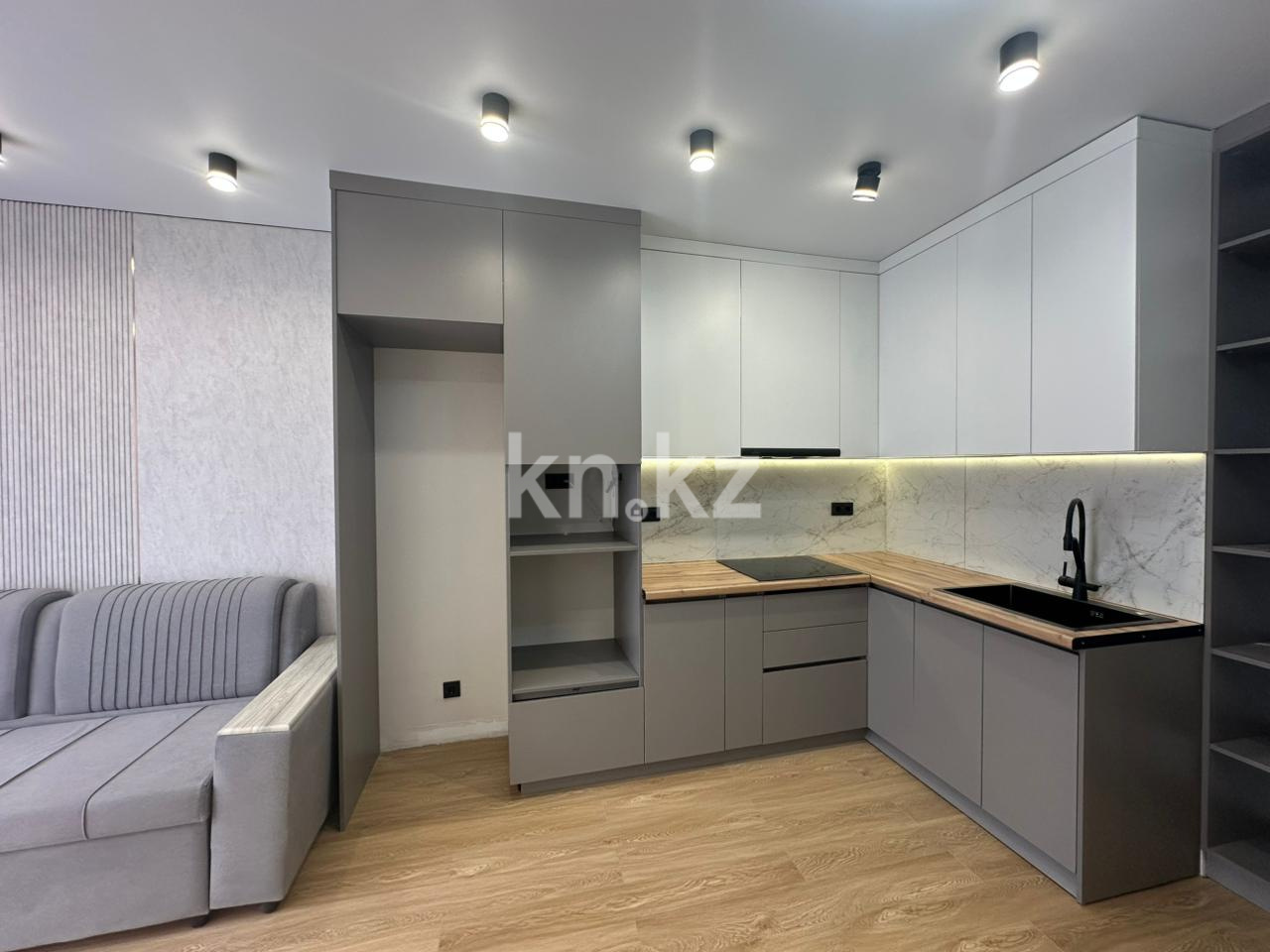 Продажа 2-комнатной квартиры, 50 м² в Алматы