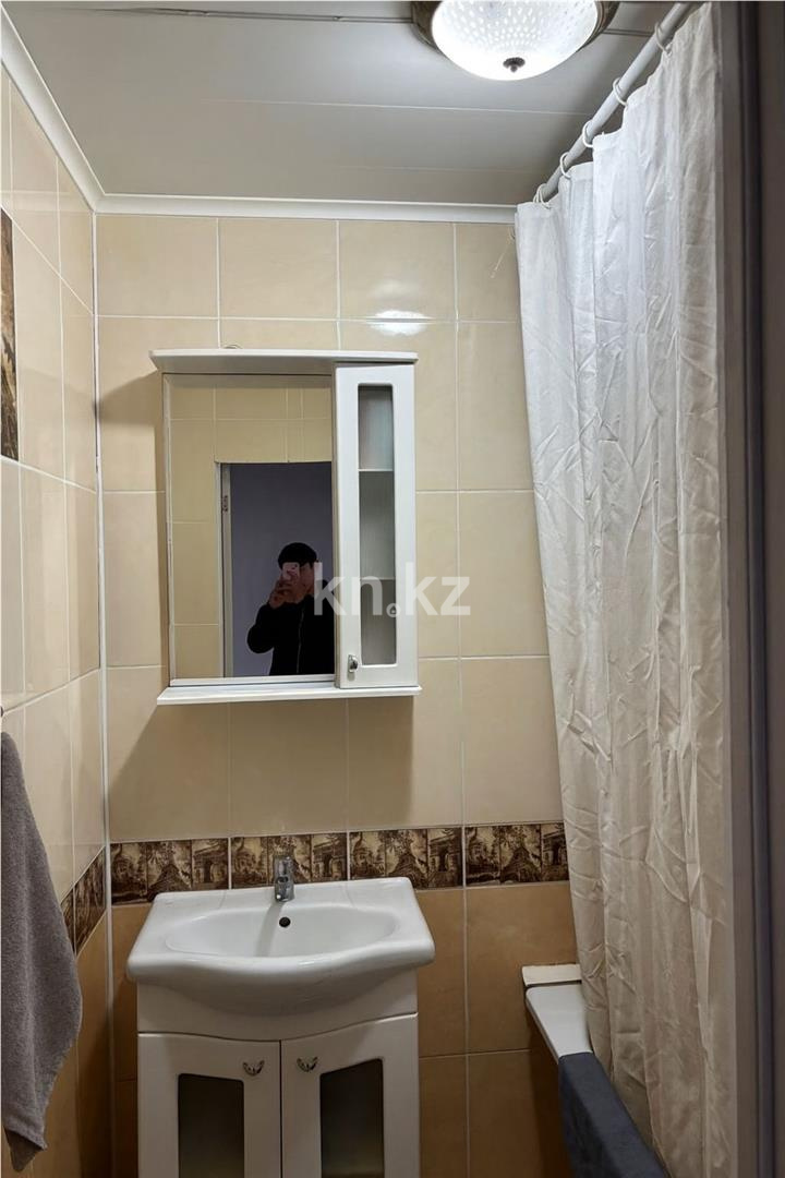 Продажа 4-комнатной квартиры, 73 м², мкр. Мамраева (Восток-5) в Караганде - фото 18