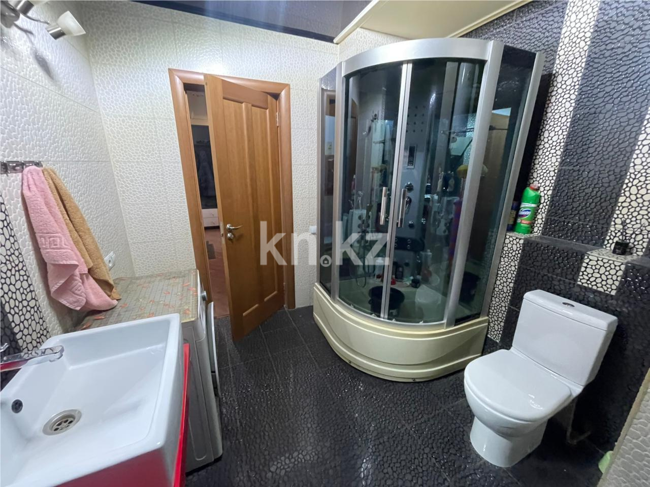 Продажа 4-комнатной квартиры, 178 м² в Караганде - фото 15