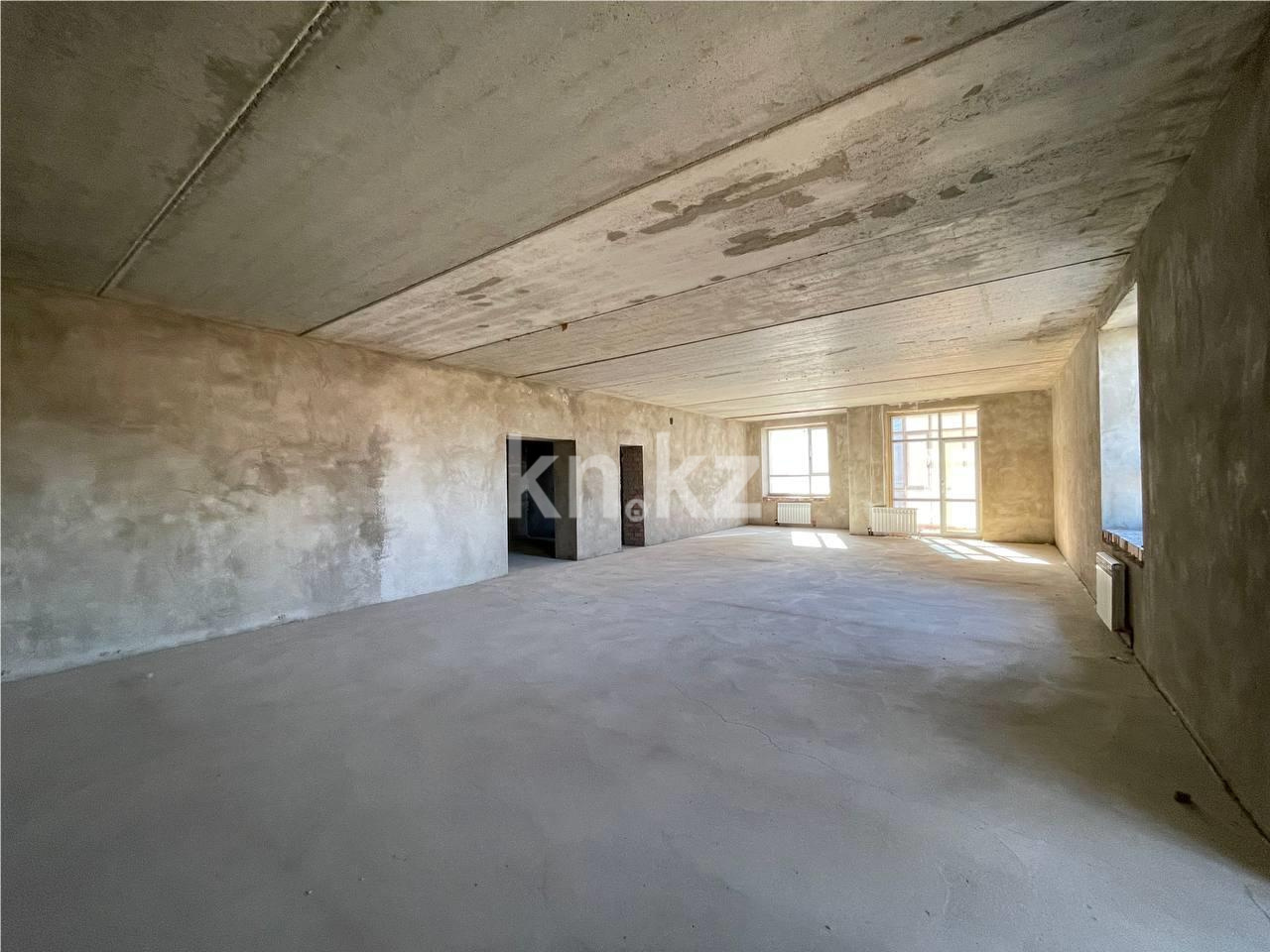 Продажа 4-комнатной квартиры, 137 м² в Караганде - фото 4