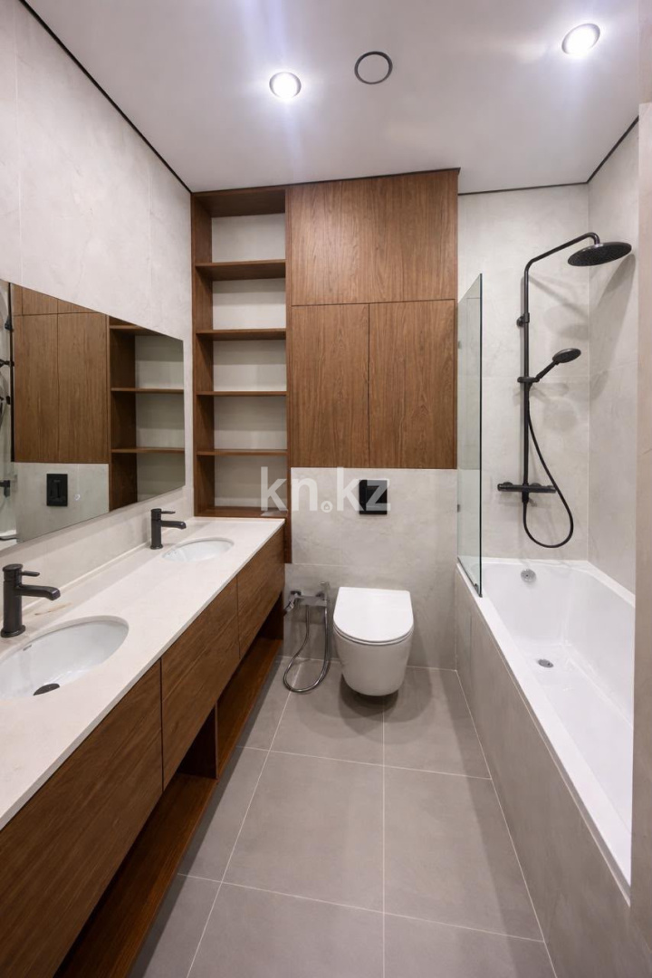 Продажа 4-комнатной квартиры, 109 м² в Астане - фото 11