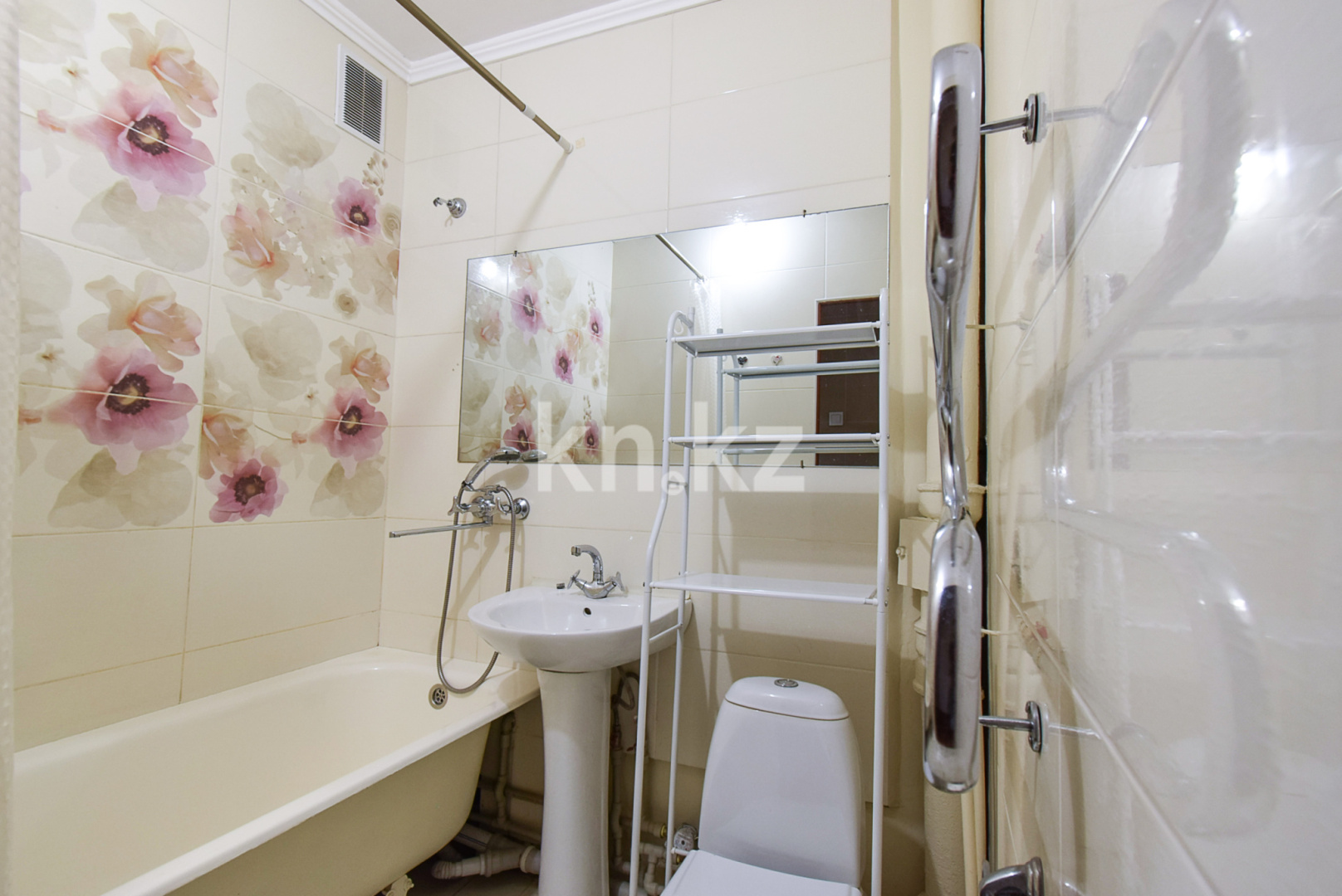 Продажа 2-комнатной квартиры, 42.3 м² в Алматы - фото 24