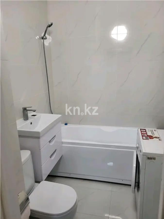 Продажа 1-комнатной квартиры, 37.7 м², ул. Толе би, дом  63 в Астане - фото 3