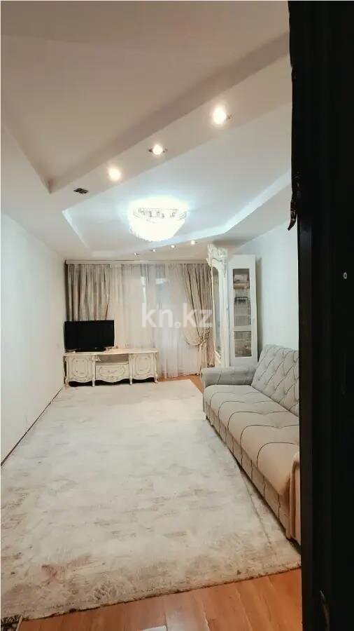 Продажа 3-комнатной квартиры, 59.8 м² в Алматы - фото 2