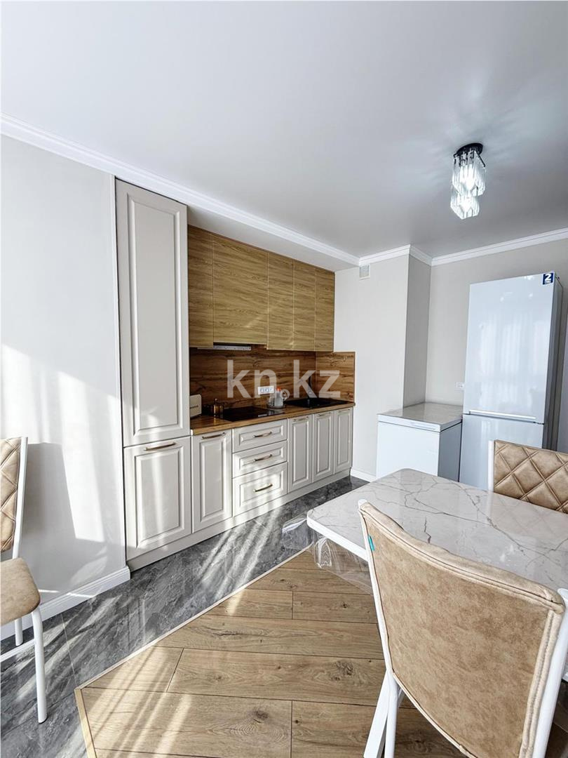 Продажа 3-комнатной квартиры, 70 м², ул. Ашимова, дом  22 в Караганде - фото 13