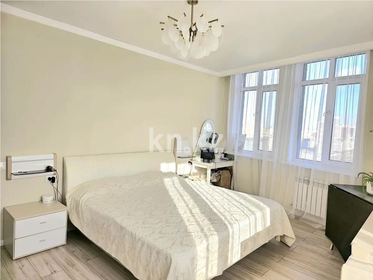 Продажа 4-комнатной квартиры, 125 м², пр. Туран, дом  52 в Астане - фото 2