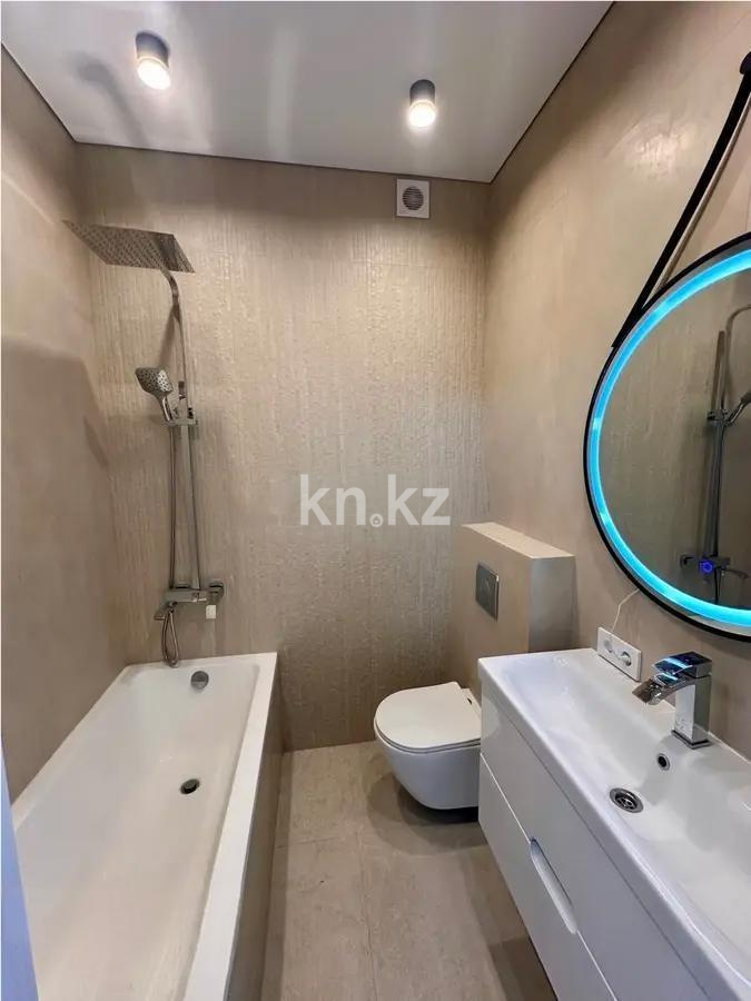 Продажа 2-комнатной квартиры, 37 м², мкр-н 20, дом  34 в Алматы - фото 2