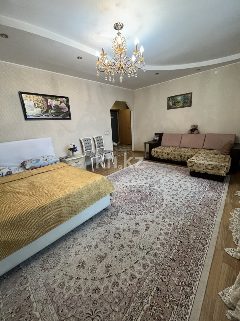 Аренда 1-комнатной квартиры посуточно, 62 м², Абая, дом  63 - ул. Валиханова в Астане - фото 13