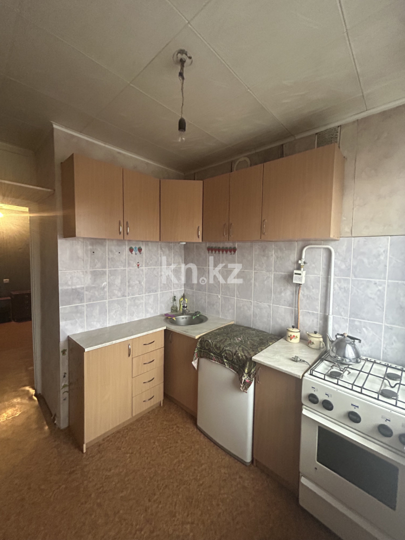 Продажа 4-комнатной квартиры, 76.3 м², 1 кв-л, дом  2 в Караганде - фото 13