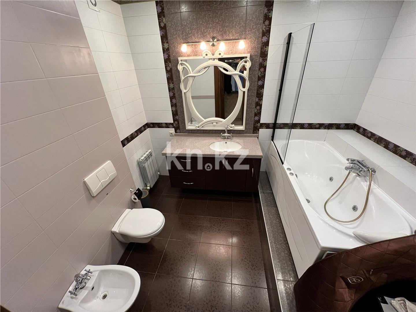 Продажа 5-комнатной квартиры, 204 м² в Астане - фото 26