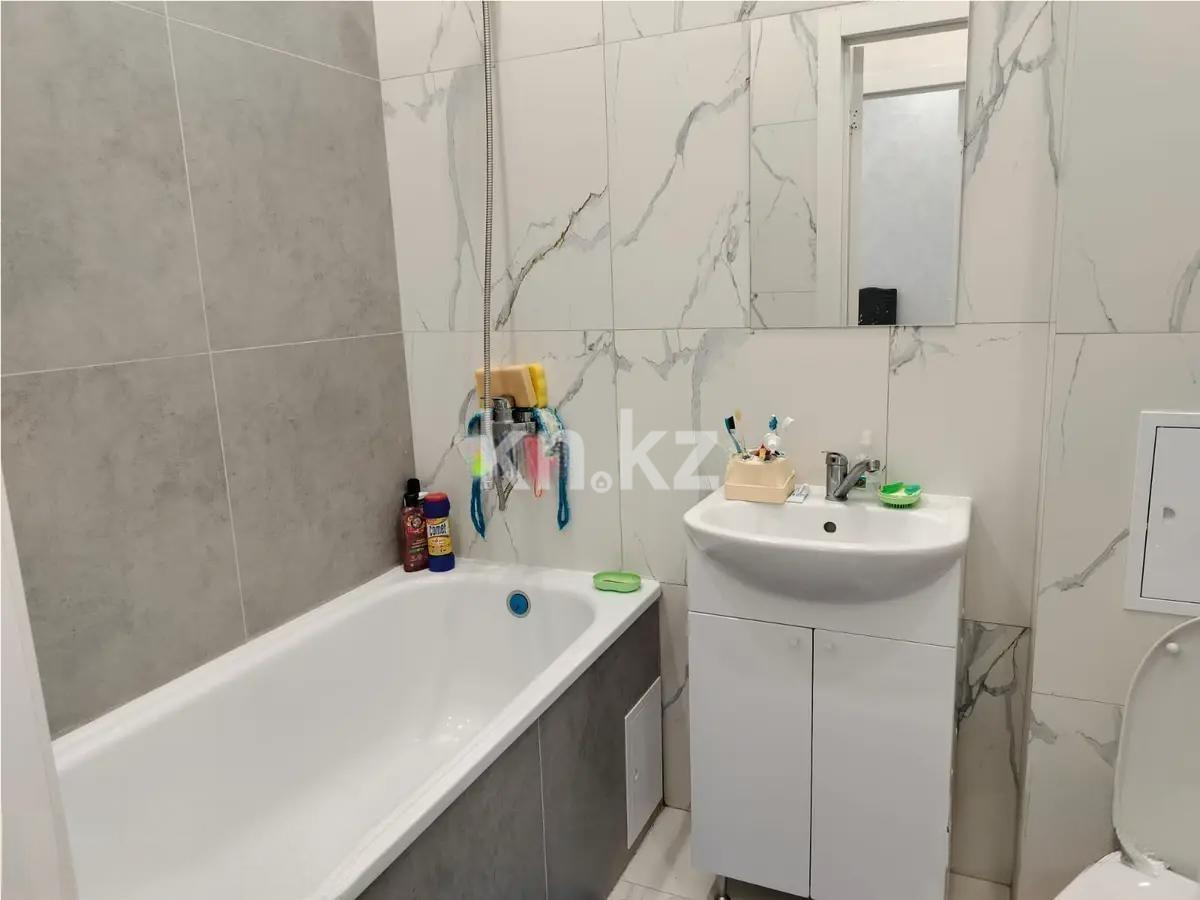 Продажа 3-комнатной квартиры, 60 м², ул. Калдаякова, дом  24 в Астане - фото 4