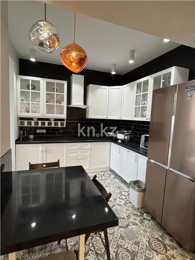 Продажа 4-комнатной квартиры, 177.6 м², ул. Романтиков, дом  27 в Астане - фото 2