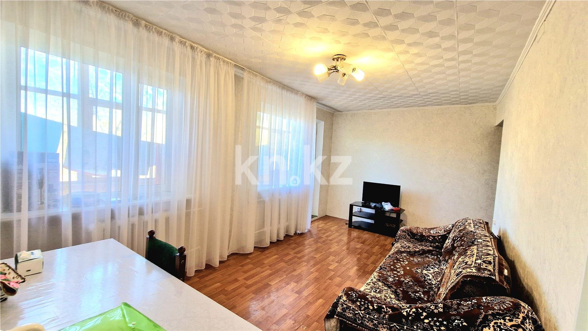 Продажа 4-комнатной квартиры, 80 м² в Караганде