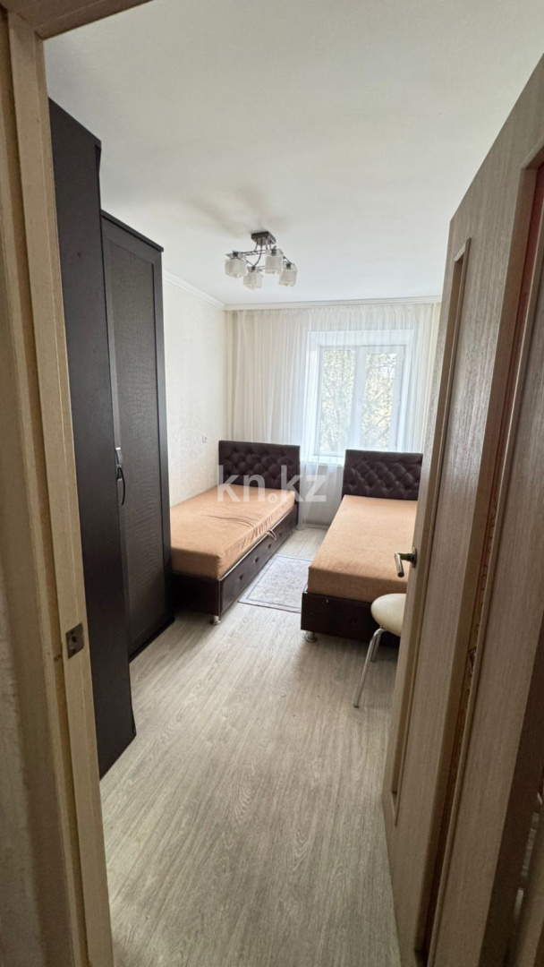 Продажа 3-комнатной квартиры, 58 м², пр. Строителей в Караганде - фото 3