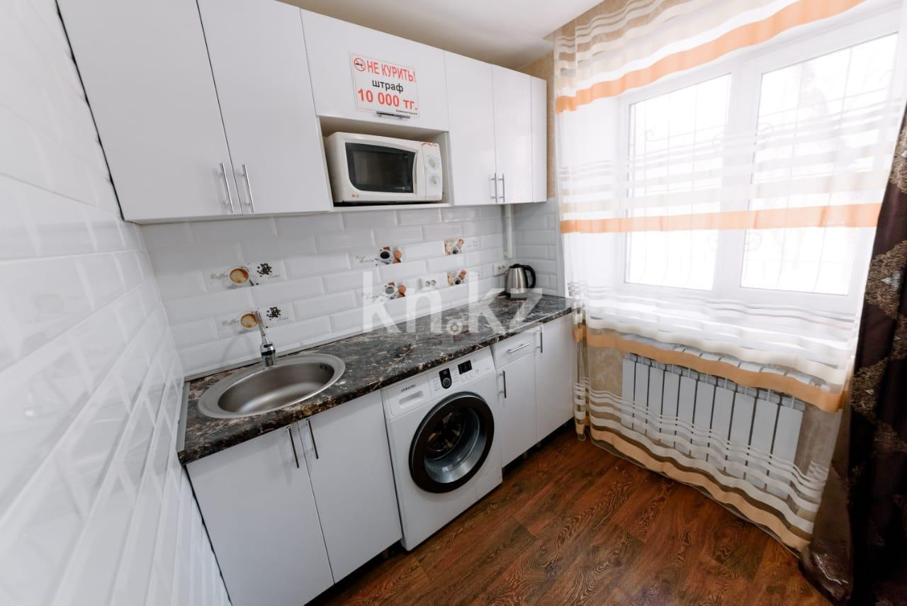 Аренда 3-комнатной квартиры посуточно, 70 м², пр. Бухар-жырау, дом  65 в Караганде - фото 4