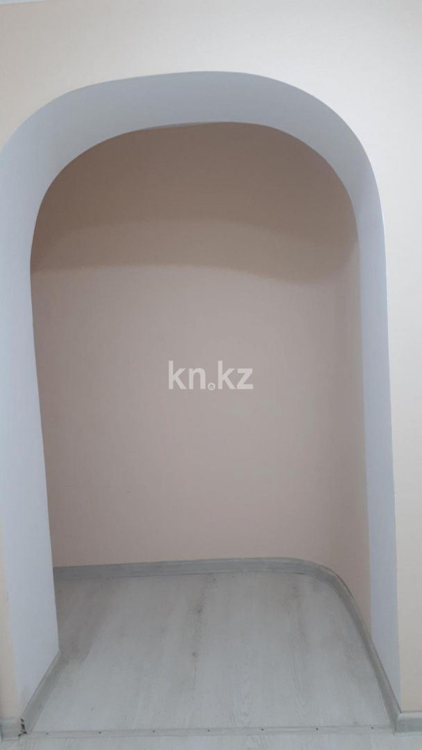 Продажа 5-комнатной квартиры, 119 м², ул. Аманжолова, дом  69 в Караганде - фото 12