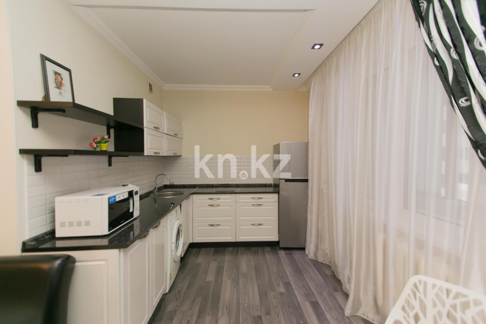 Аренда 1-комнатной квартиры посуточно, 45 м², ул. Достык, дом  12 - ул. Сауран в Астане - фото 5