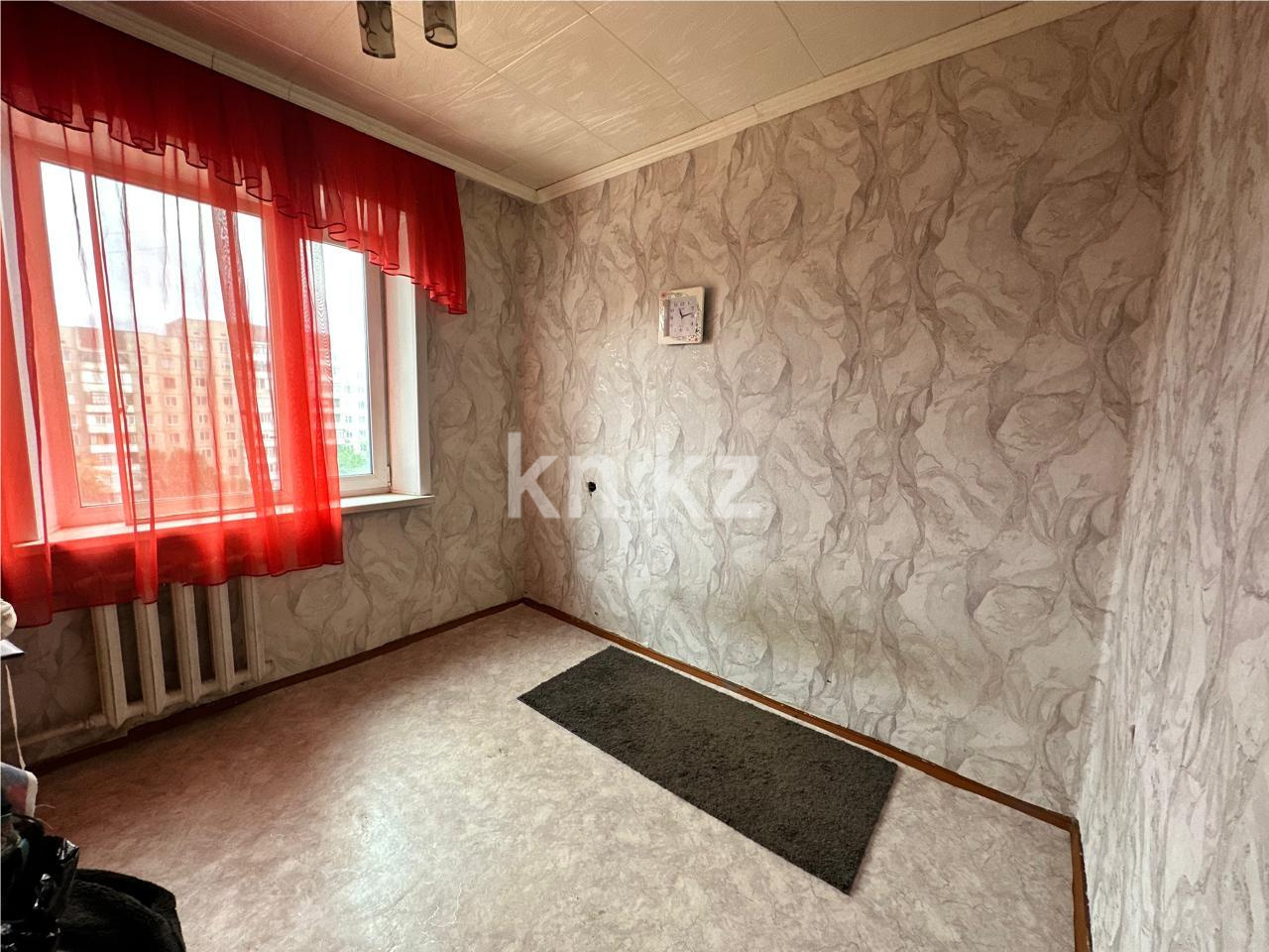 Продажа 3-комнатной квартиры, 63 м², мкр-н Степной-4, дом  13 в Караганде - фото 3
