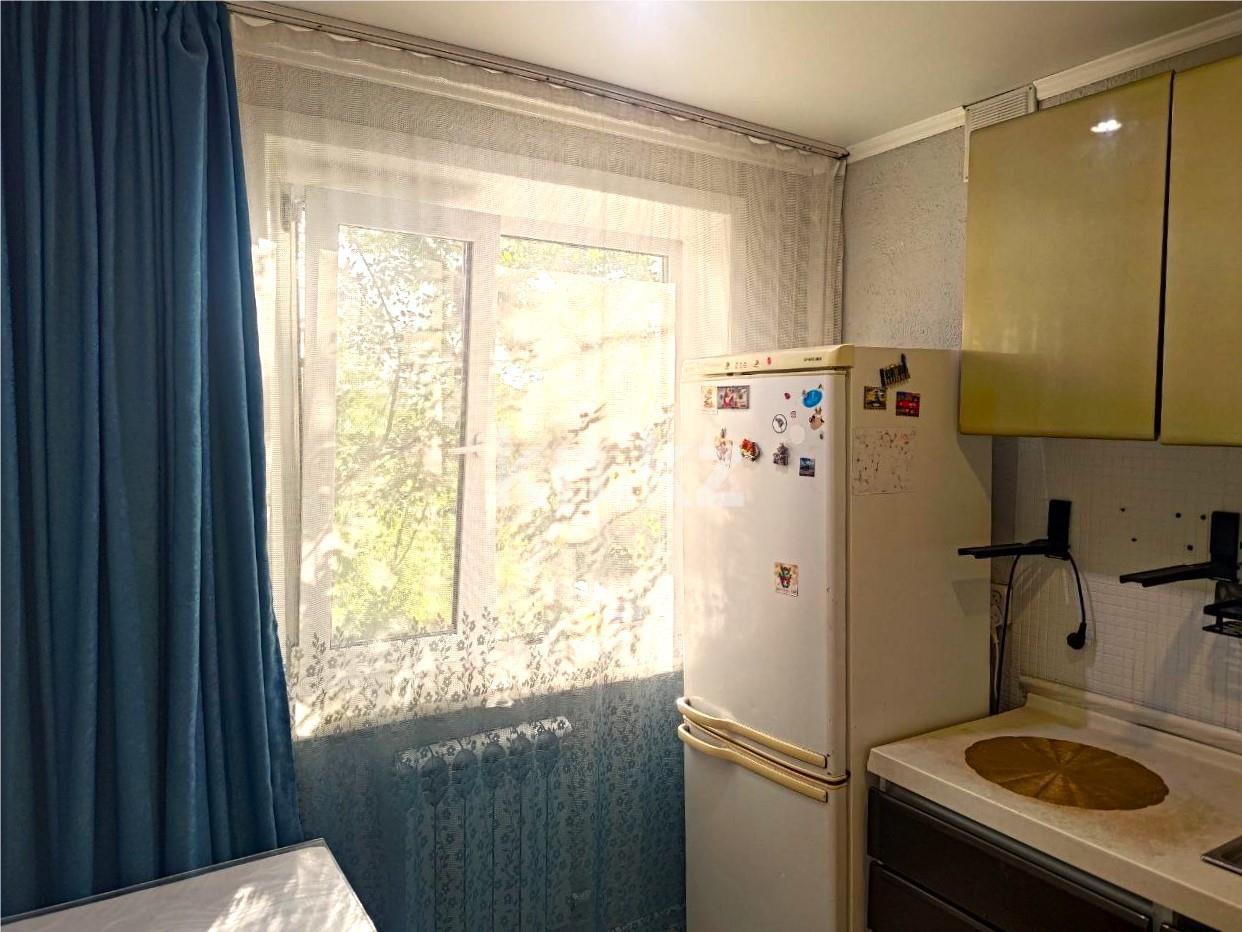 Продажа 3-комнатной квартиры, 48 м², 23-й мкр., дом  34 в Караганде - фото 7