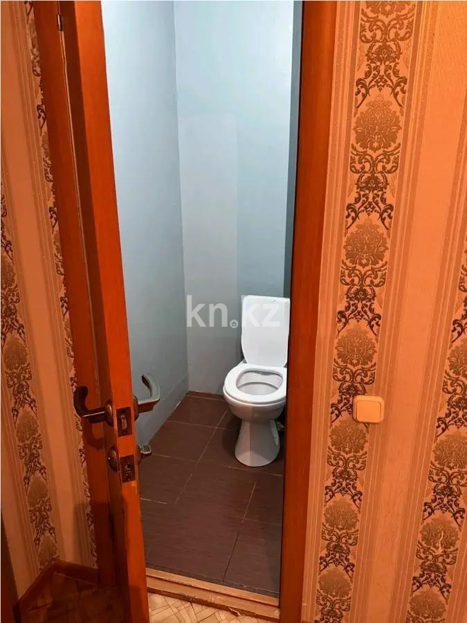 Продажа 1-комнатной квартиры, 52 м², пр. Республики, дом  1/3 в Караганде - фото 3