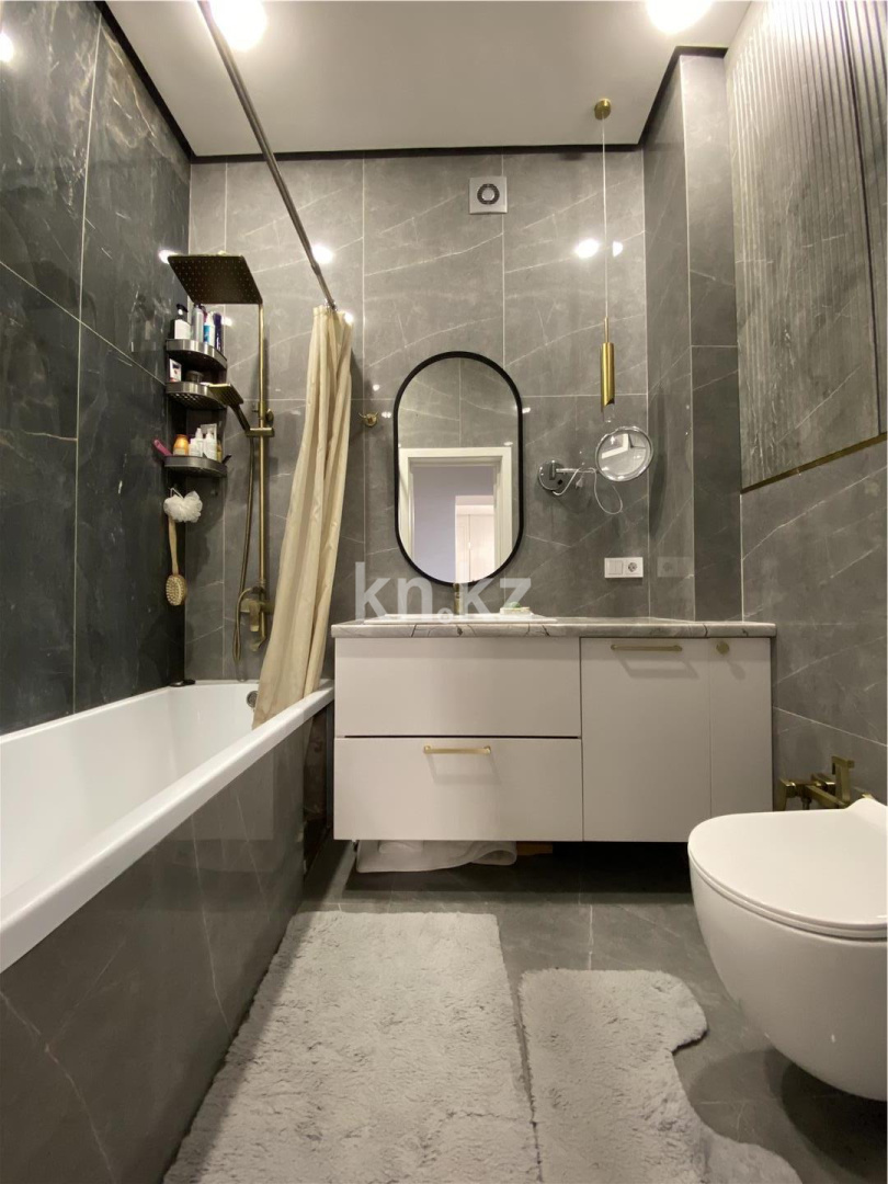 Продажа 2-комнатной квартиры, 72.1 м², ул. Токпанова в Астане - фото 9