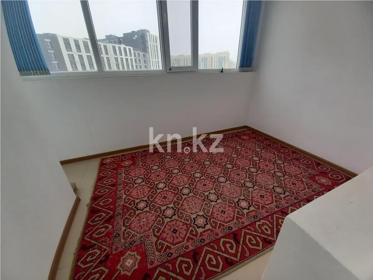 Продажа 3-комнатной квартиры, 95 м², ул. Омарова, дом  1 в Астане - фото 4