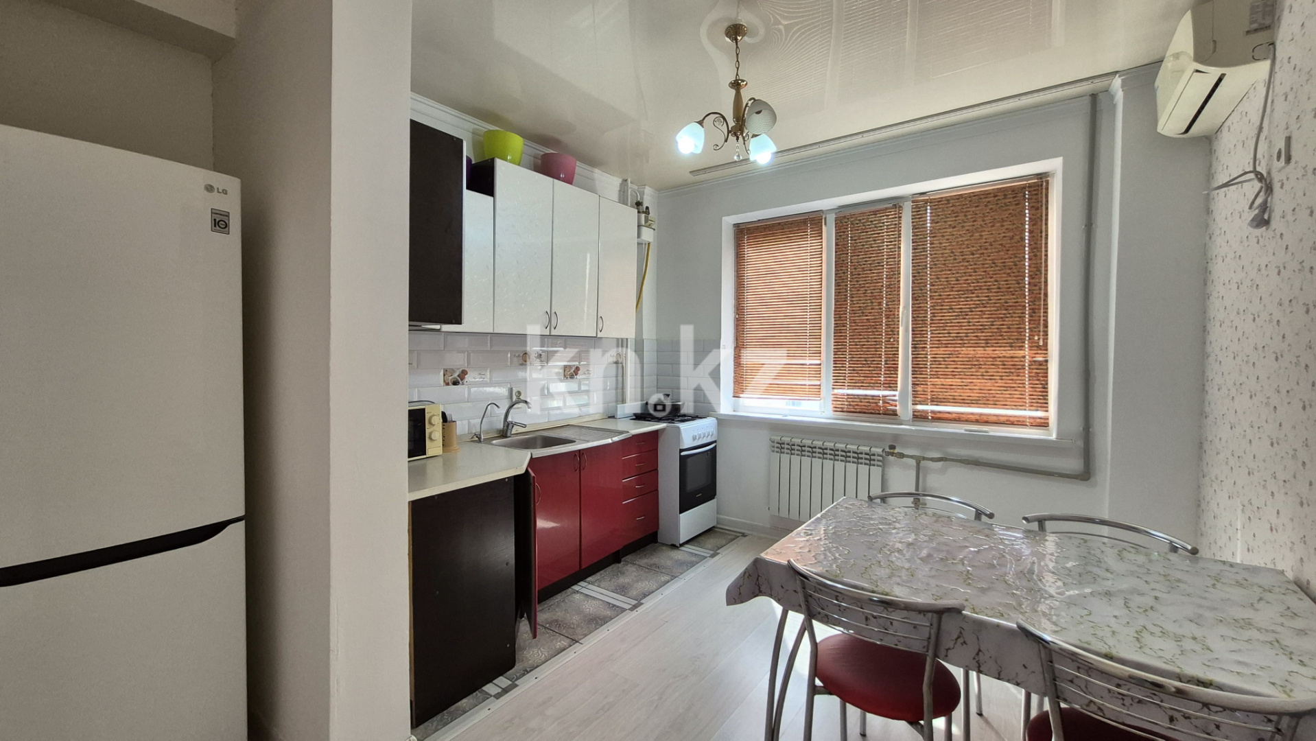 Аренда 2-комнатной квартиры, 63 м², ул. Академика Жарбосынова, дом  83в в Атырау - фото 4