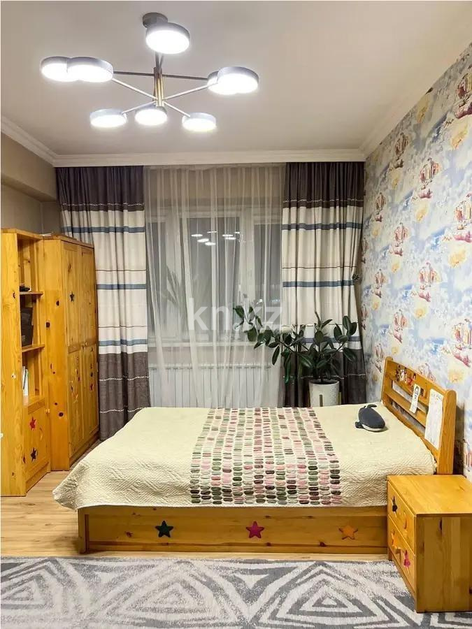Продажа 3-комнатной квартиры, 107 м², ул. Толе би, дом  298/1 в Алматы - фото 2