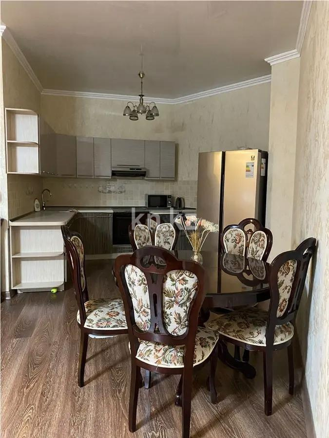 Продажа 2-комнатной квартиры, 95 м², ул. Омаровой, дом  37 в Алматы - фото 3