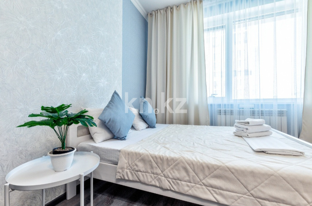 Аренда 1-комнатной квартиры посуточно, 46 м², ул. Бектурова, дом  1 в Астане