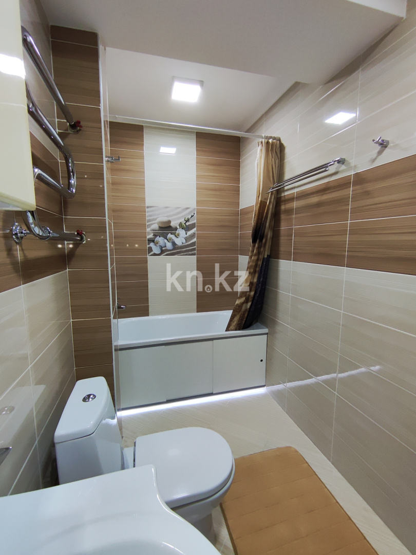 Продажа 5-комнатной квартиры, 165.5 м² в Астане - фото 24