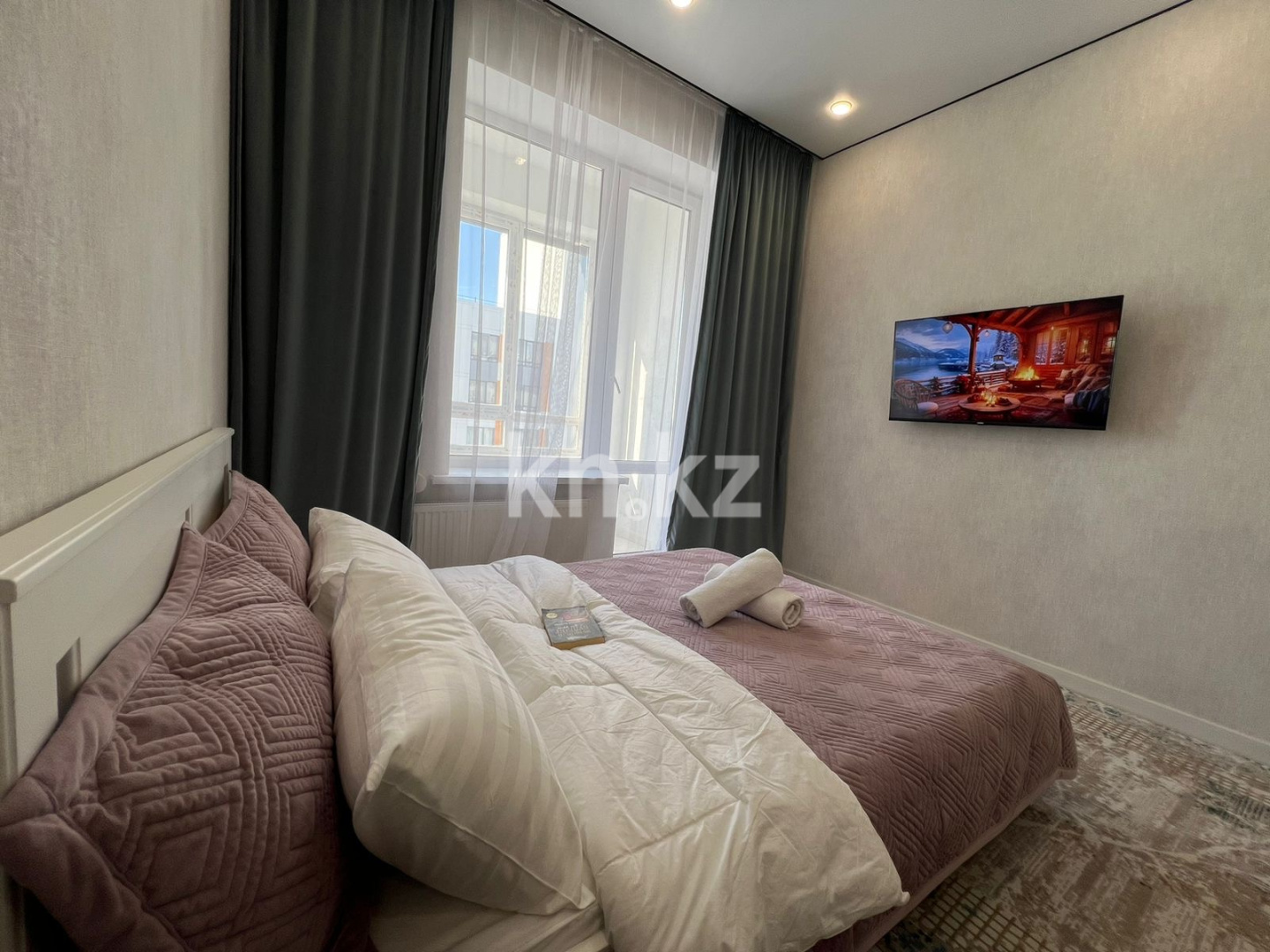 Аренда 1-комнатной квартиры посуточно, 39 м², пр. Туран, дом  55/6 в Астане