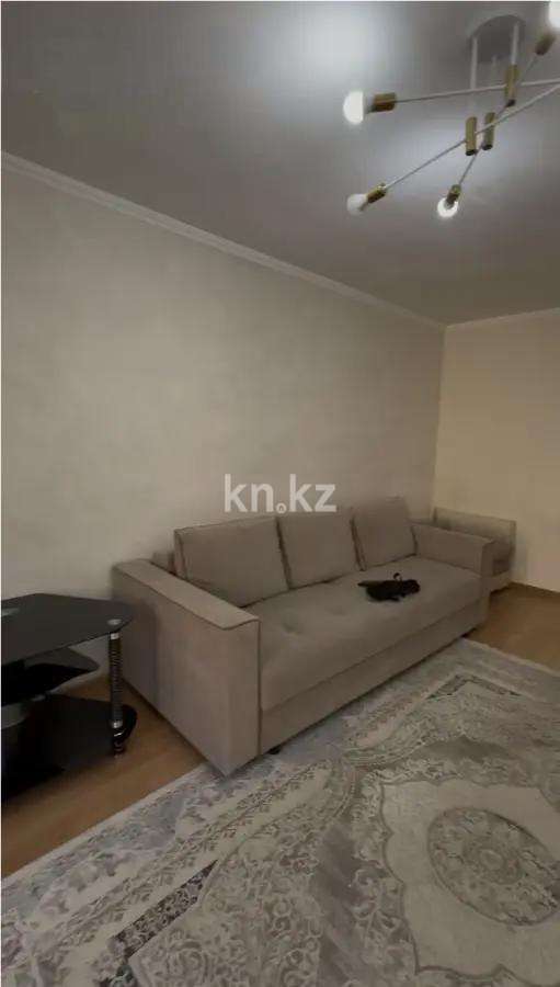 Продажа 1-комнатной квартиры, 35 м² в Астане