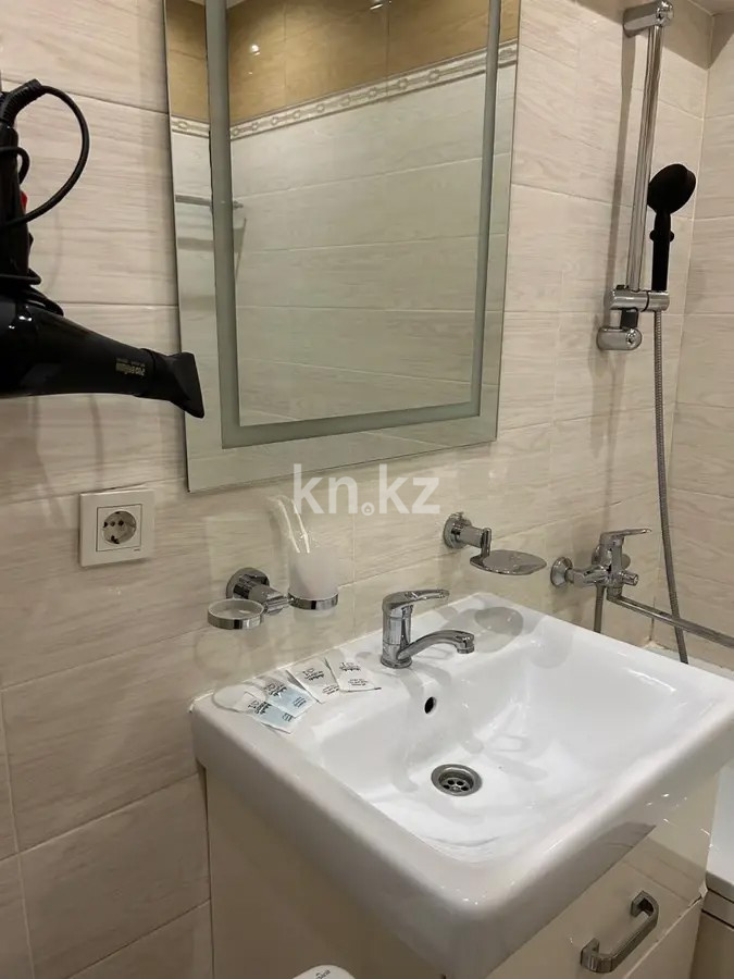 Продажа 1-комнатной квартиры, 41 м² в Алматы - фото 20