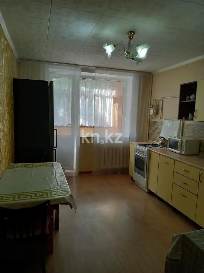Продажа 2-комнатной квартиры, 60 м², 10 мкр., дом  7/3 в Алматы - фото 3