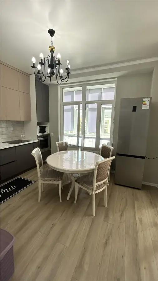 Продажа 2-комнатной квартиры, 79.5 м² в Астане - фото 2