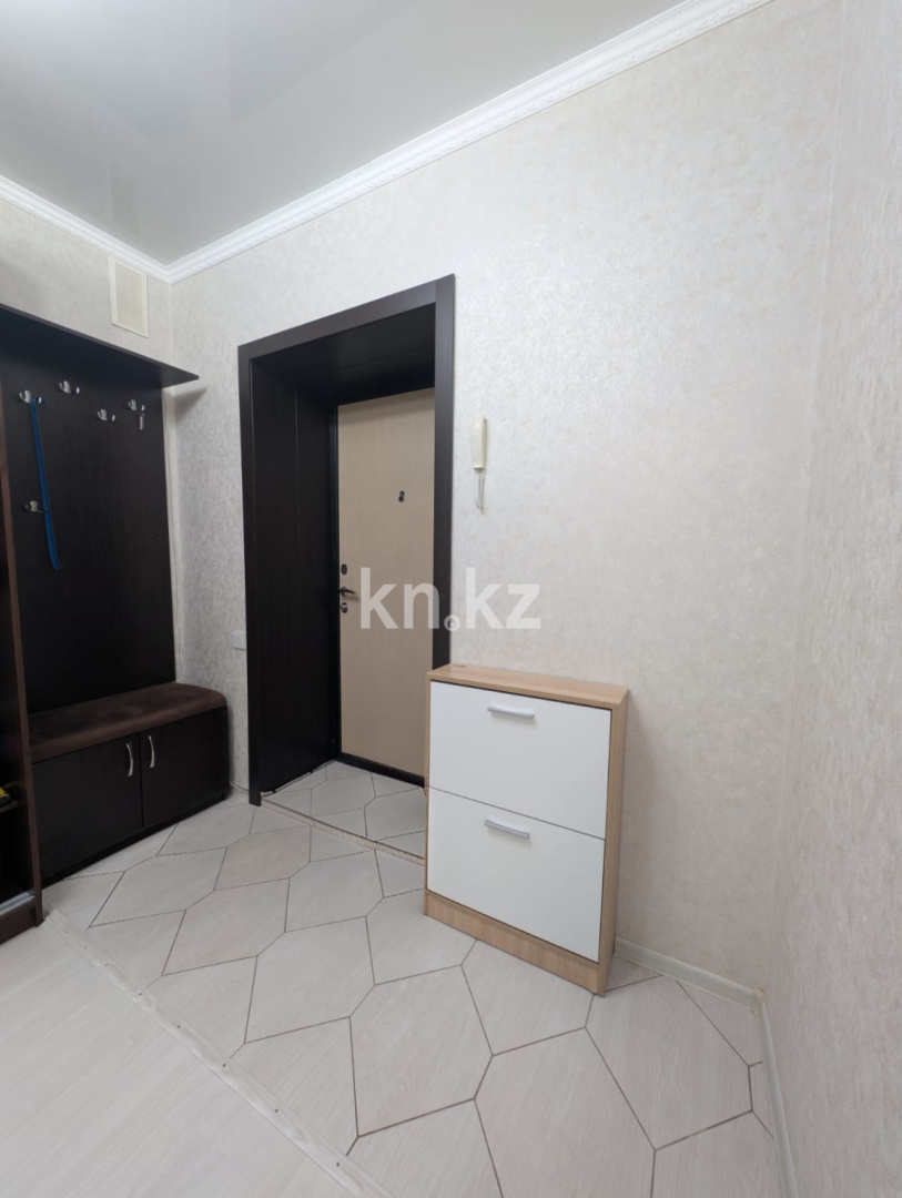 Продажа 2-комнатной квартиры, 60.7 м² в Уральске - фото 19