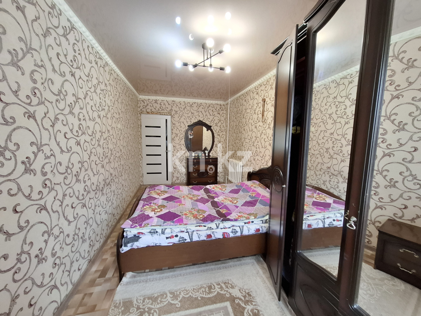 Продажа 2-комнатной квартиры, 45 м², 2 квартал, дом  18 в Караганде - фото 13