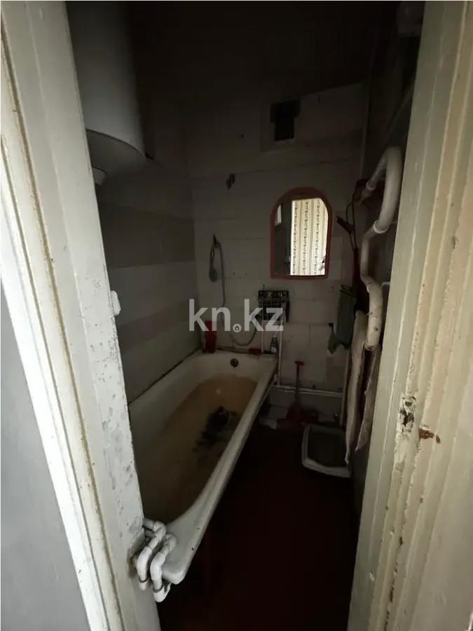 Продажа 3-комнатной квартиры, 60 м², ул. Прогресса, дом  27 в Караганде - фото 5
