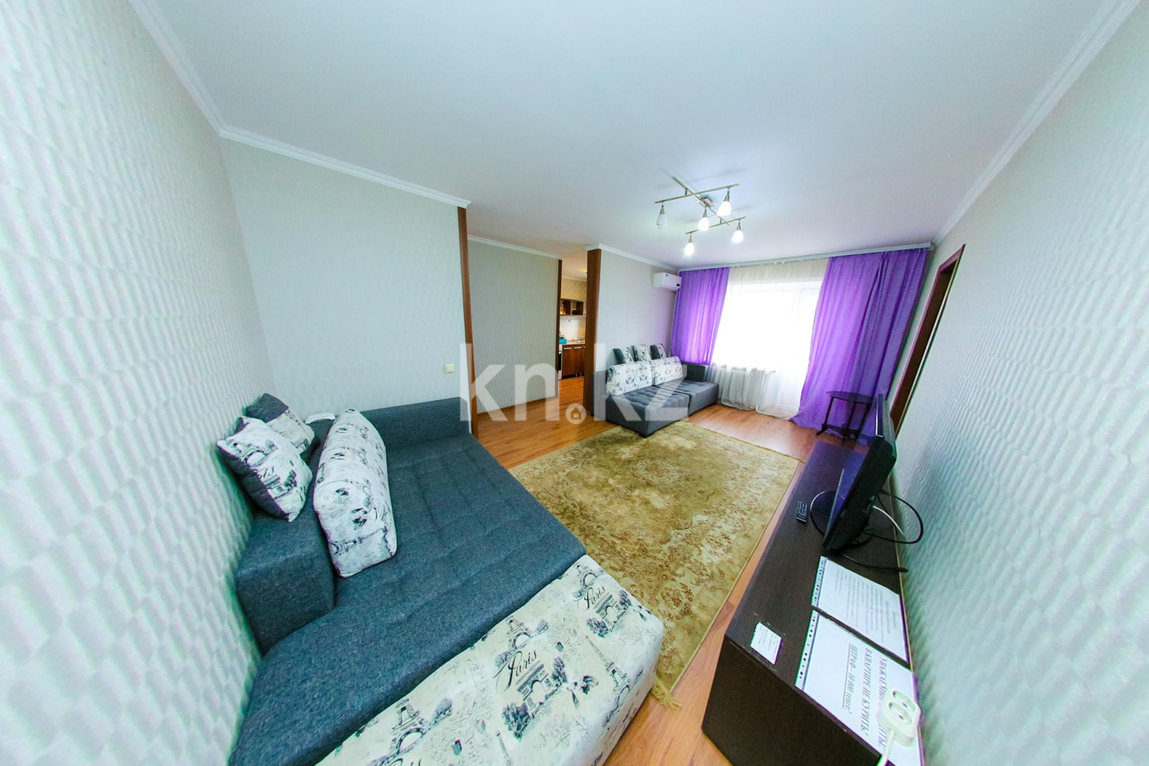 Аренда 2-комнатной квартиры посуточно, 50 м², ул. Кайсенова, дом  123 в Усть-Каменогорске - фото 7