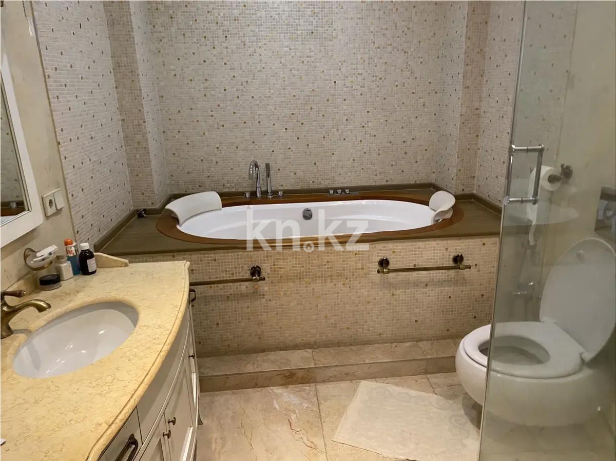 Продажа 4-комнатной квартиры, 158 м², пр. Назарбаева, дом  301 в Алматы - фото 5