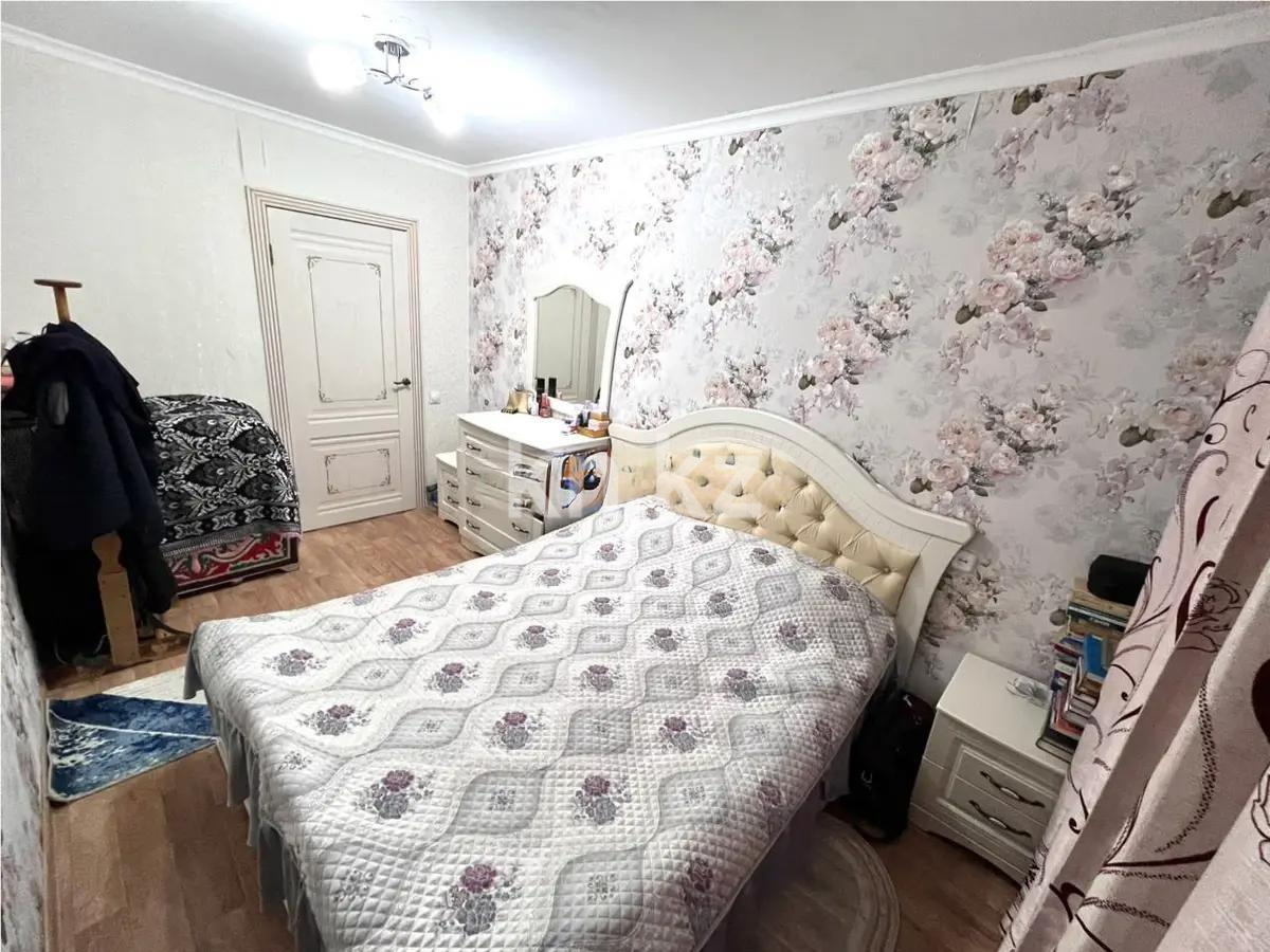 Продажа 3-комнатной квартиры, 63 м², ул. Гапеева, дом  23 в Караганде - фото 3