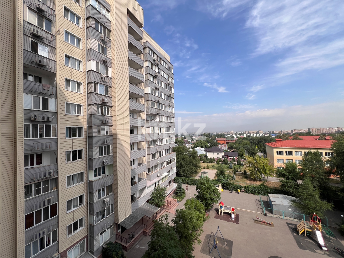Продажа 2-комнатной квартиры, 55 м² в Алматы - фото 16