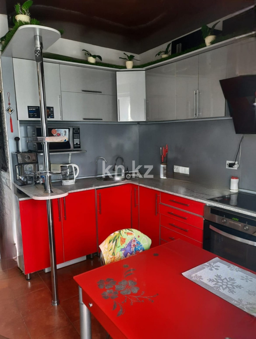 Продажа 2-комнатной квартиры, 60 м², ул. Сарайшык, дом  5 в Астане - фото 8