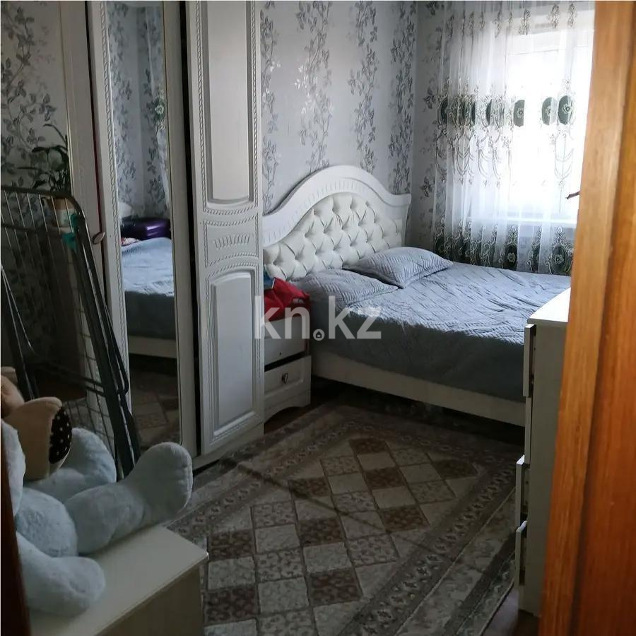 Продажа 4-комнатной квартиры, 48 м², мкр-н 23, дом  6а в Караганде - фото 2