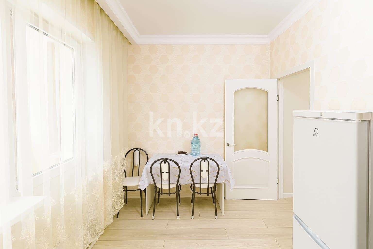 Аренда 1-комнатной квартиры посуточно, 40 м², пр. Кабанбай батыра, дом  29/2 - ул. Сыганак в Астане - фото 9